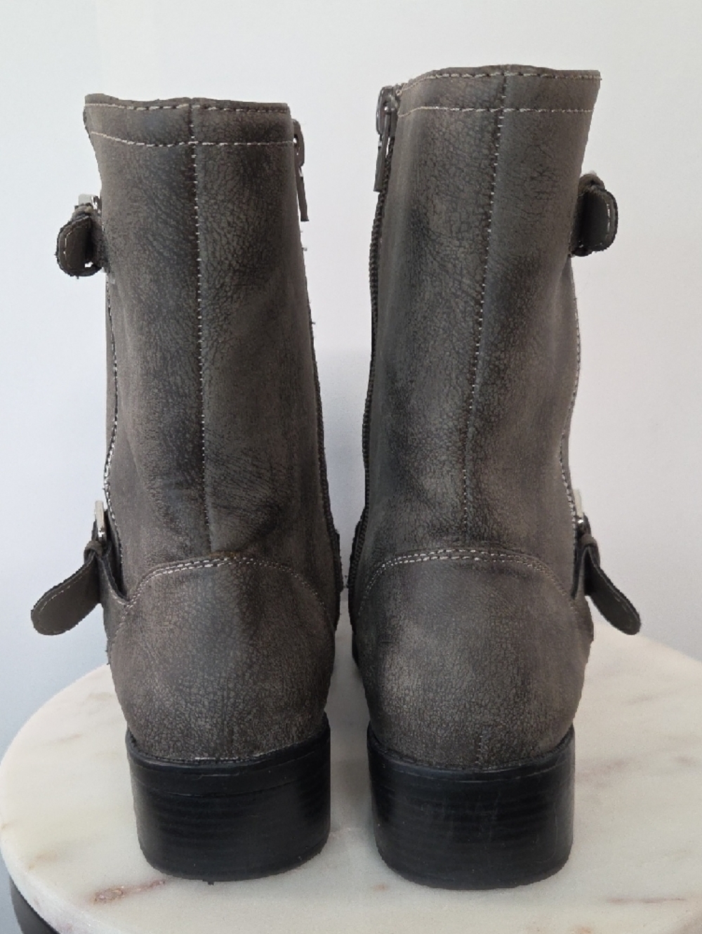 Anne Klein Gray Faux Leather Mid-Calf Buckle Boots Size 8.5 - Picture 4 of 8
